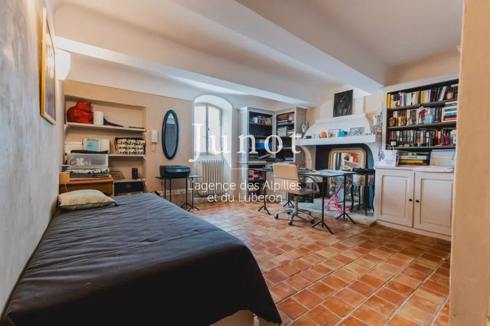 Image No.11-7 Bed House for sale