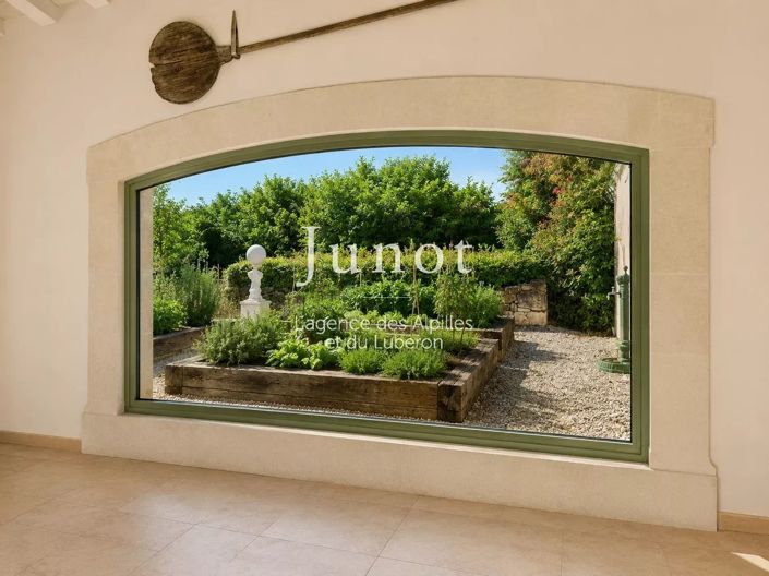 Image No.22-7 Bed House for sale