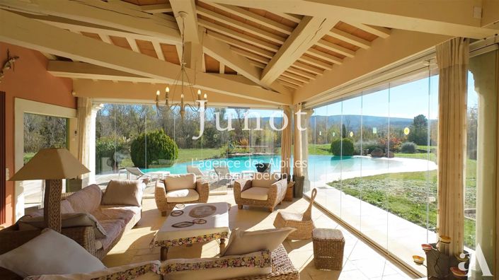 Image No.6-7 Bed House for sale