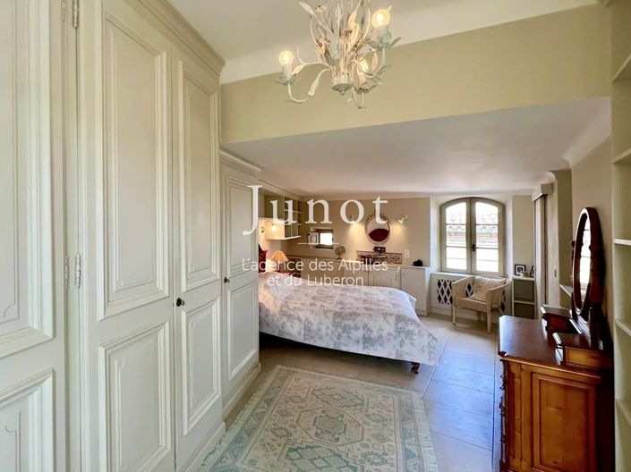 Image No.12-3 Bed House for sale