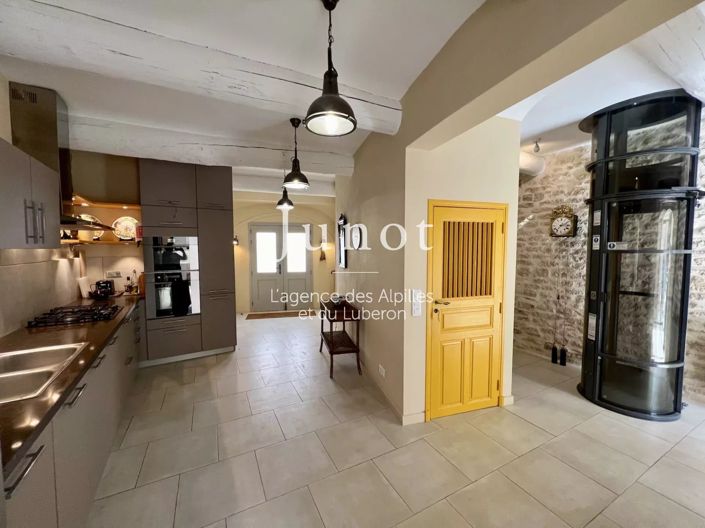 Image No.7-3 Bed House for sale