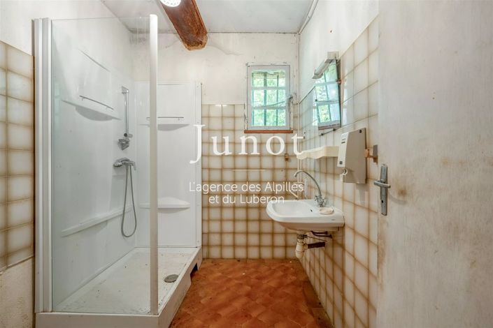 Image No.18-4 Bed House for sale