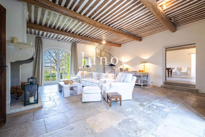 Image No.5-7 Bed House for sale