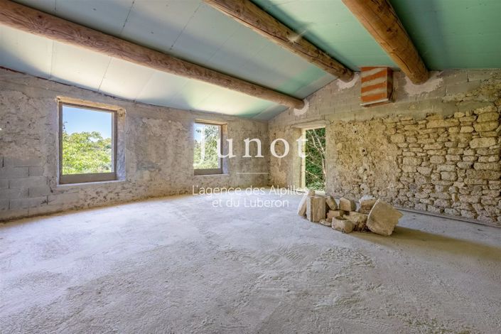 Image No.6-2 Bed House for sale