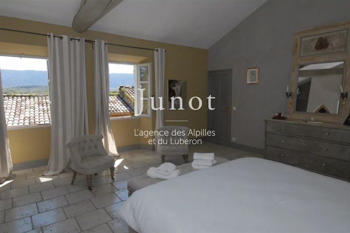 Image No.15-6 Bed House for sale