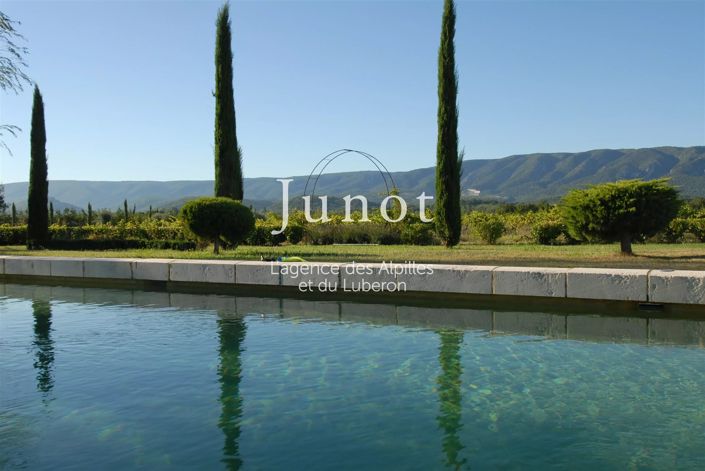 Image No.3-6 Bed House for sale