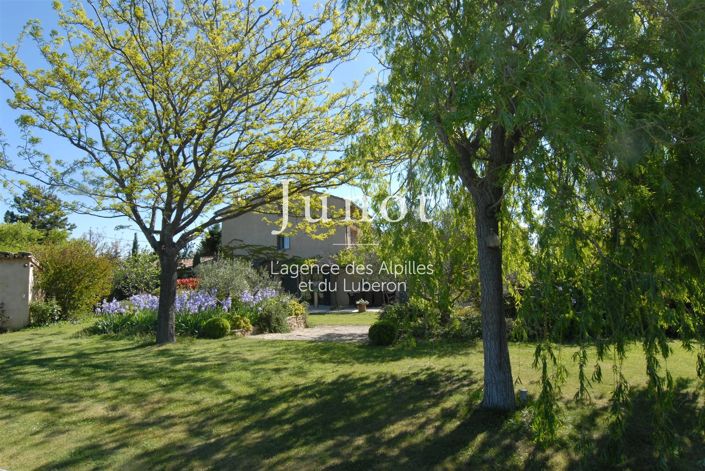 Image No.6-6 Bed House for sale