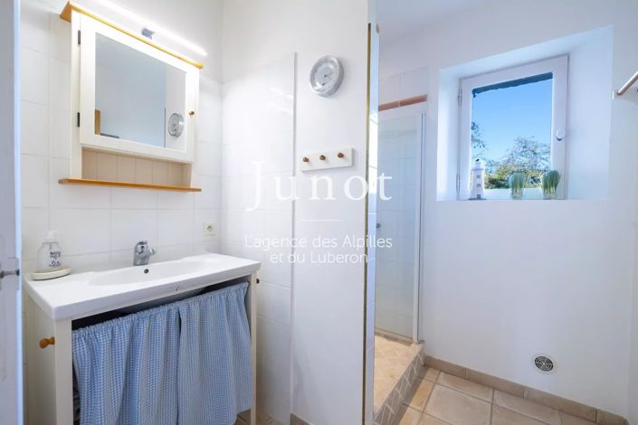 Image No.12-3 Bed House for sale