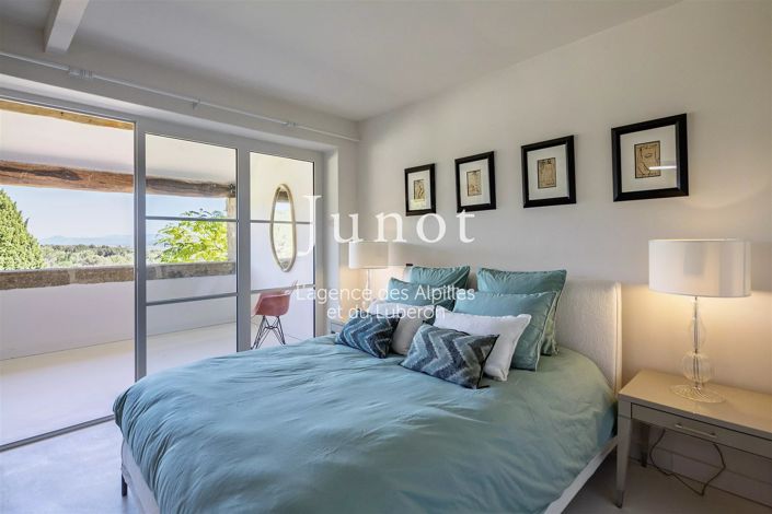 Image No.21-7 Bed House for sale