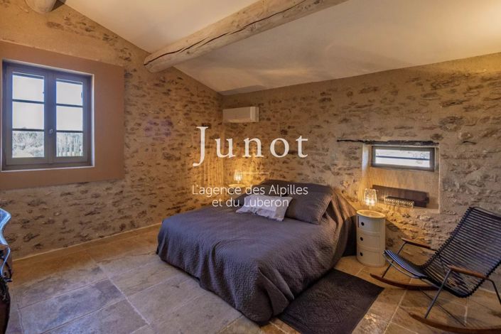 Image No.17-5 Bed House for sale