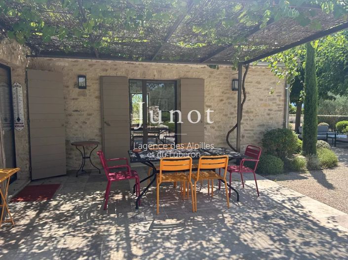 Image No.24-5 Bed House for sale
