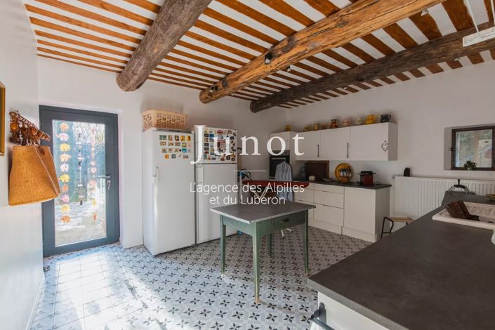 Image No.12-5 Bed House for sale