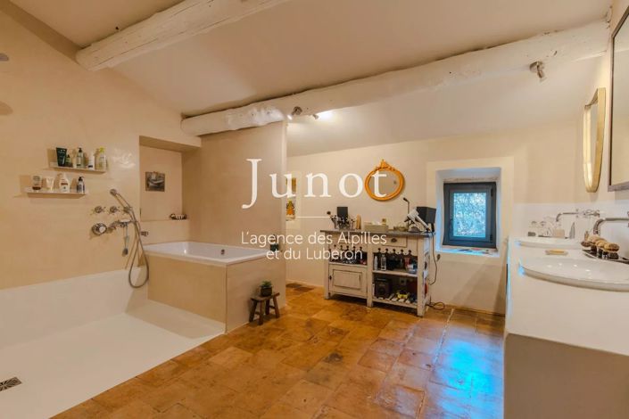 Image No.14-5 Bed House for sale