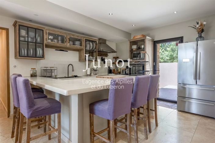 Image No.5-4 Bed House for sale
