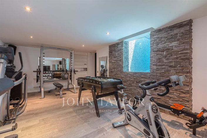 Image No.10-6 Bed House for sale