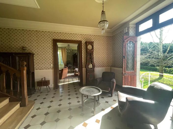 Image No.3-5 Bed House for sale