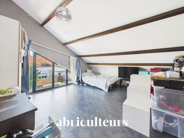 Image No.7-4 Bed House for sale