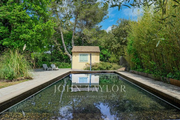 Image No.20-5 Bed House for sale