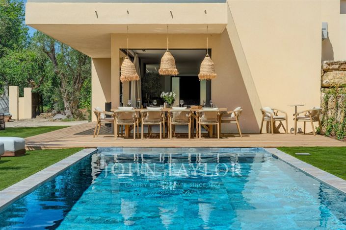 Image No.2-5 Bed House for sale