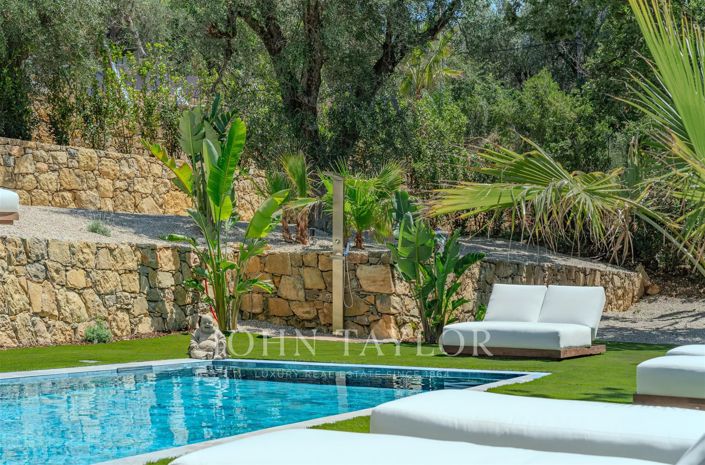 Image No.5-5 Bed House for sale