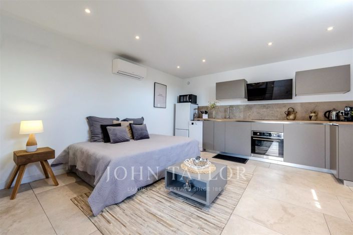 Image No.22-4 Bed House for sale