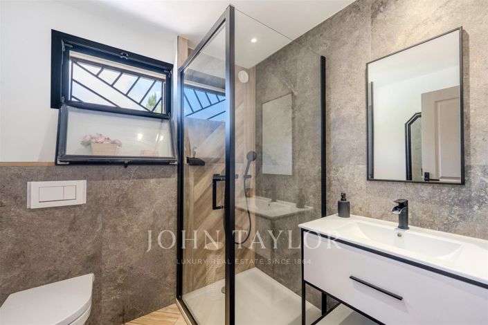 Image No.23-4 Bed House for sale