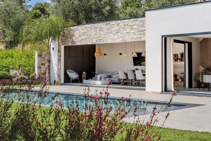 Image No.6-4 Bed House for sale