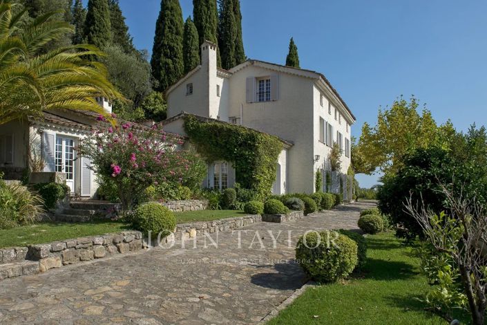 Image No.5-10 Bed House for sale