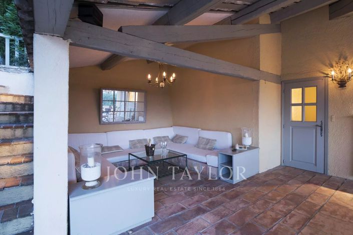 Image No.9-10 Bed House for sale