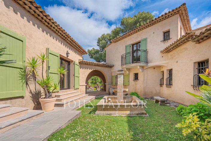 Image No.32-5 Bed House for sale