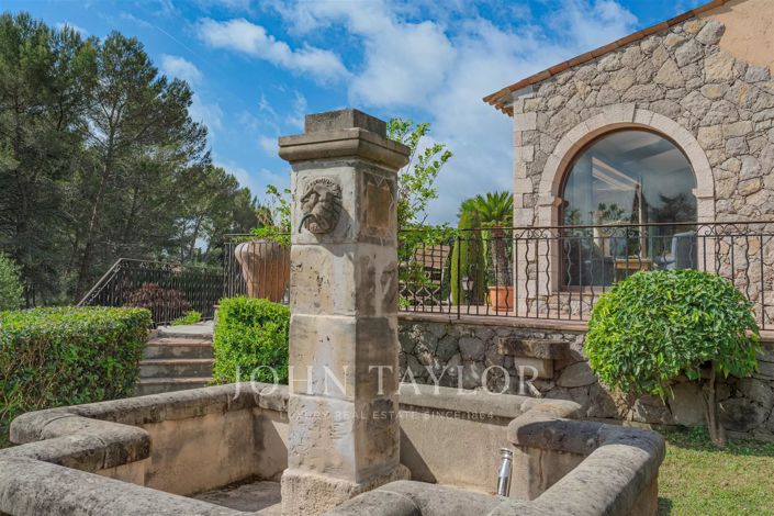 Image No.5-5 Bed House for sale
