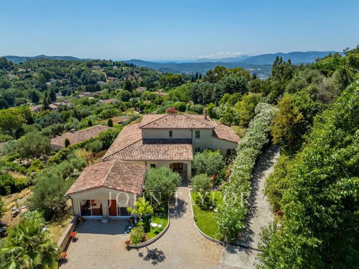Image No.4-Maison de 7 chambres à vendre à Châteauneuf-Grasse