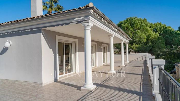 Image No.27-4 Bed House for sale