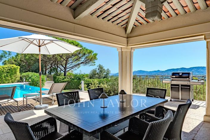 Image No.24-4 Bed House for sale