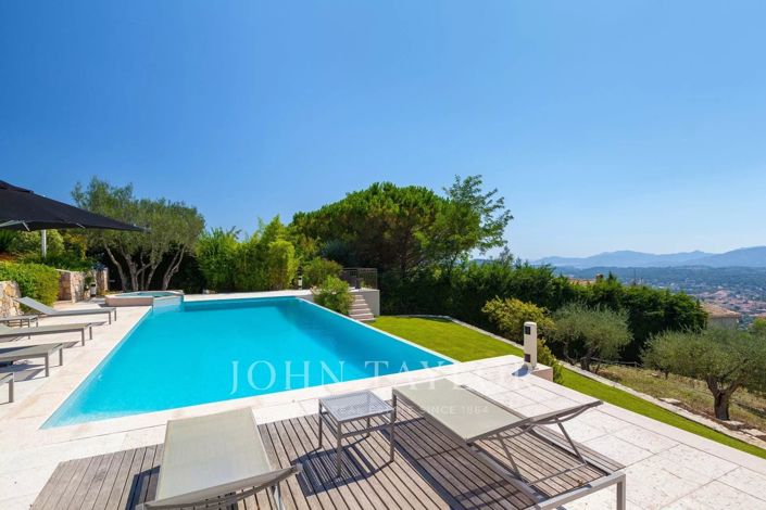 Image No.26-4 Bed House for sale