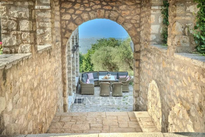 Image No.37-6 Bed House for sale