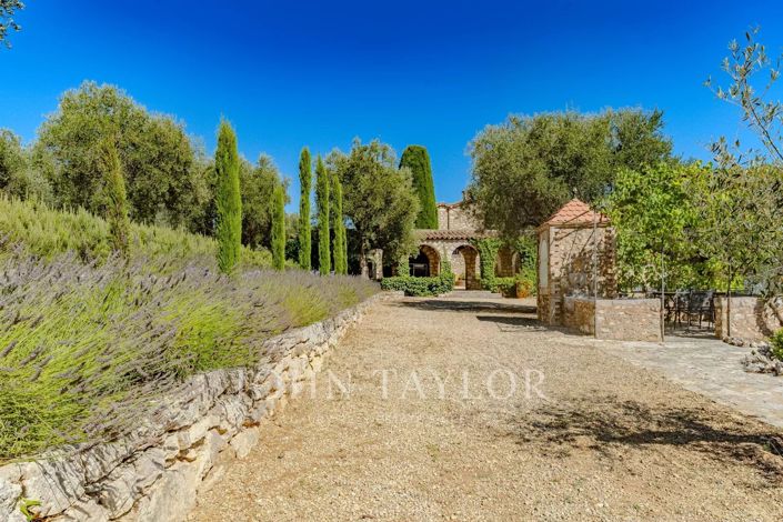 Image No.38-6 Bed House for sale