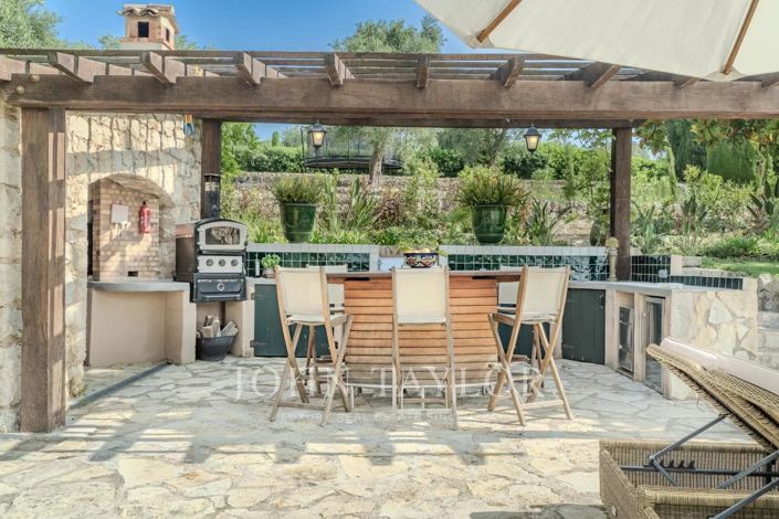 Image No.48-6 Bed House for sale
