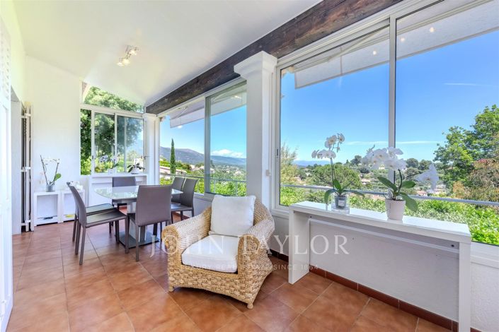 Image No.10-5 Bed House for sale