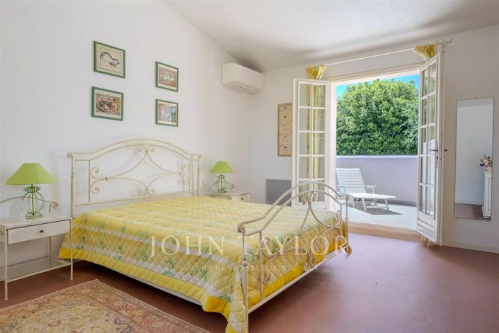 Image No.15-5 Bed House for sale