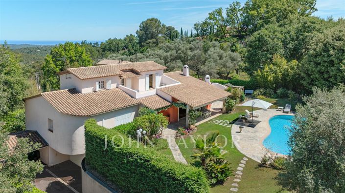 Image No.16-5 Bed House for sale