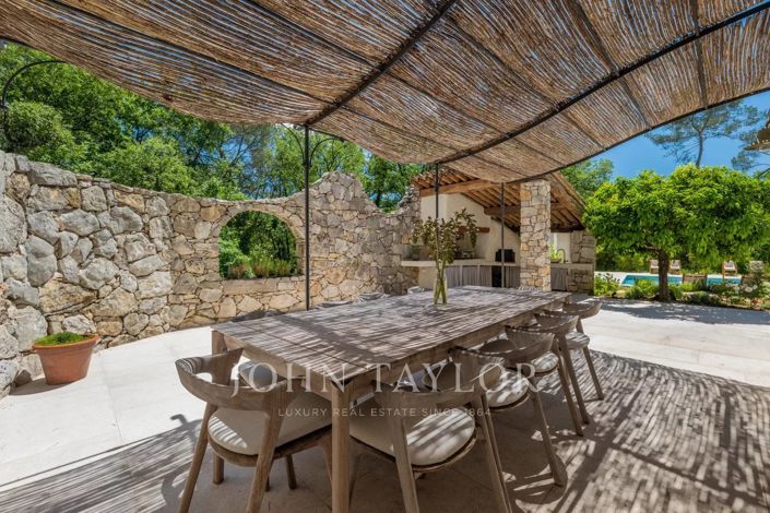 Image No.4-5 Bed House for sale