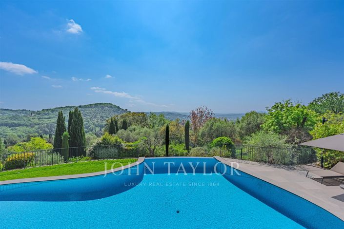 Image No.2-5 Bed House for sale
