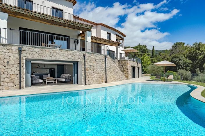 Image No.37-5 Bed House for sale
