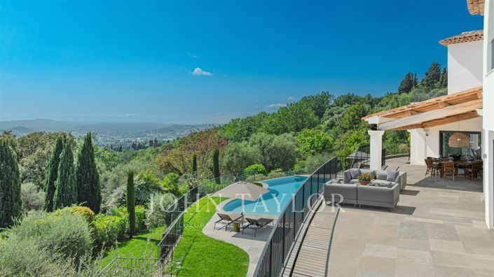 Image No.4-5 Bed House for sale