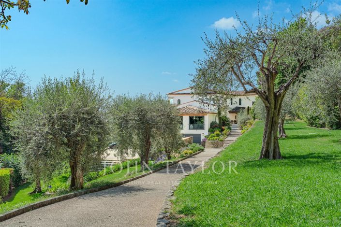 Image No.5-5 Bed House for sale