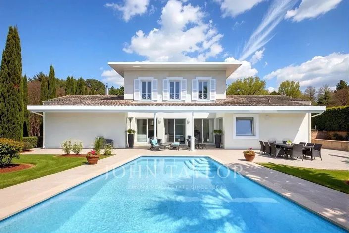 Image No.4-4 Bed House for sale
