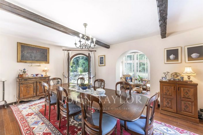 Image No.6-4 Bed House for sale