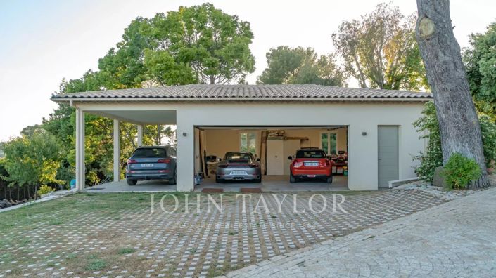 Image No.23-9 Bed House for sale