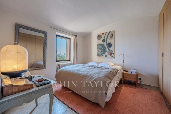 Image No.16-4 Bed House for sale